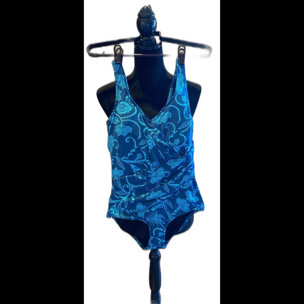 One Piece Swimsuit Size ? Small Turquoise Blue Floral Side Ruching Faux Wrap‎
